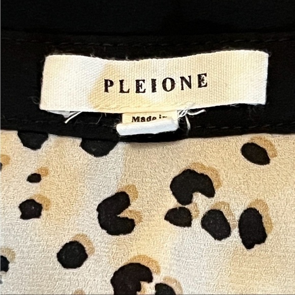 PLEIONE  Leopard Print Collared Sleeveless Blouse  Sz L Like New office modest - Picture 9 of 16